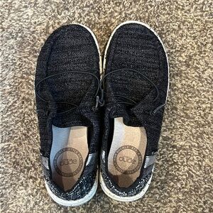 Only wore these twice. Too small on my feet.